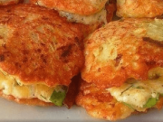 Pravděpodobně ten nejlepší recept na cuketové placky. Vyzkoušejte ho, nebudete litovat!