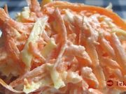 Jednoduchý mrkvový salát s česnekem: Vitamínová bomba a parádní příloha i pro ty, kteří si hlídají štíhlou linii!